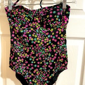 Billabong one pice bathing suit